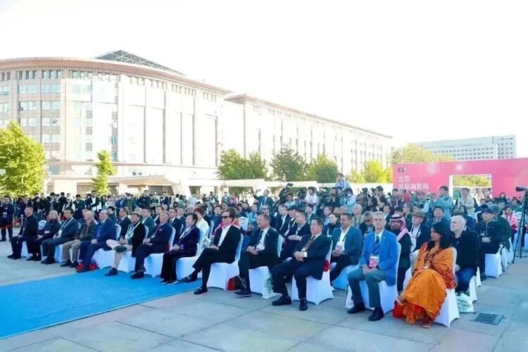 Heads of Photographic Societies Exhibition at the China Millennium Memorial World Art Center in Beijing from October 21 to 29