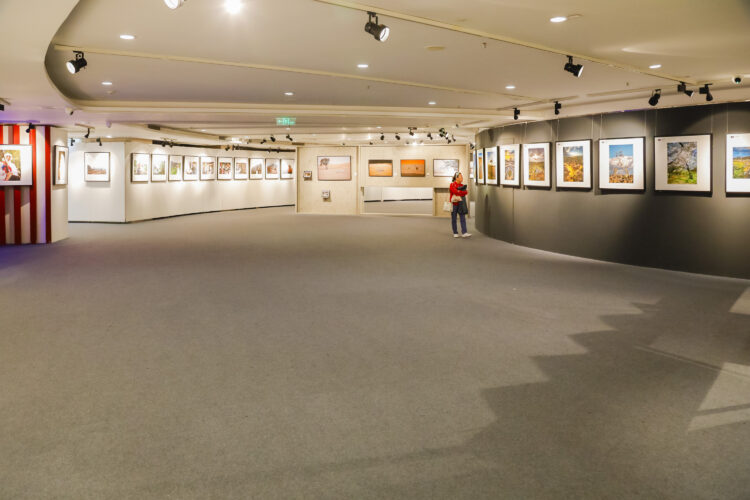 Heads of Photographic Societies Exhibition at the China Millennium Memorial World Art Center in Beijing from October 21 to 29