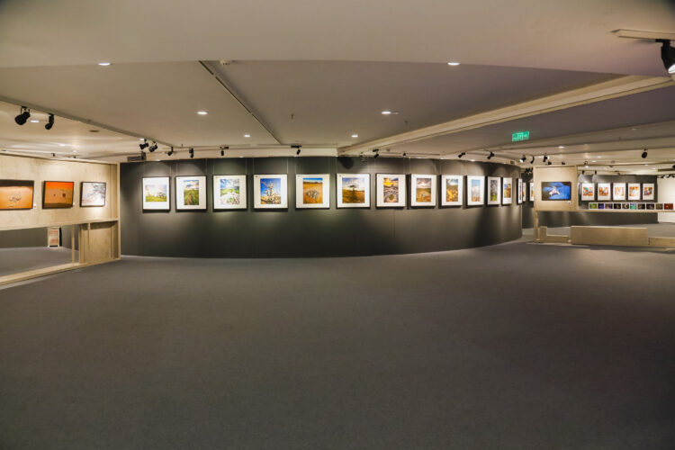 Heads of Photographic Societies Exhibition at the China Millennium Memorial World Art Center in Beijing from October 21 to 29