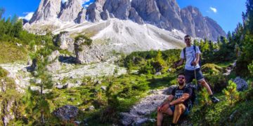 محمد و بشير “متشردان” في الطبيعة العذراء