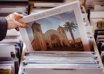 جلال …الصحراوي العاشق لفن التصوير