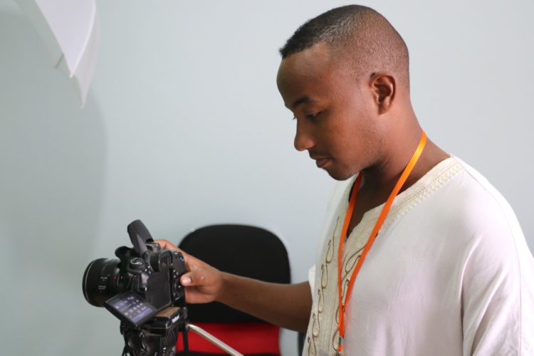 الدورة التكوينية في فن التصوير الفوتوغرافي الاحترافي اليوم الثاني