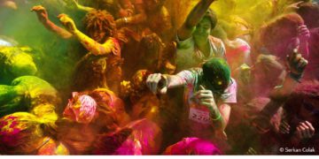 فوتوغرافيا  – 300 ومضة ترسم لوحة “الأمل”