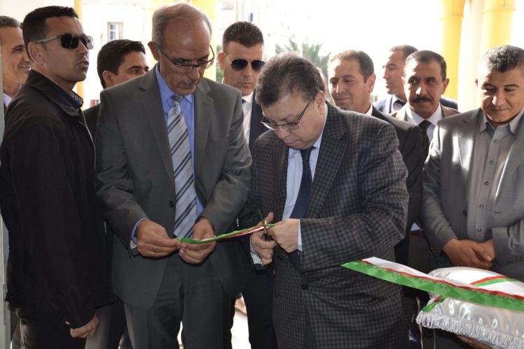 افتتاح الصالون الوطني الثالث للصورة الفوتوغرافية تحت شعار ” العدسة فن والوان “