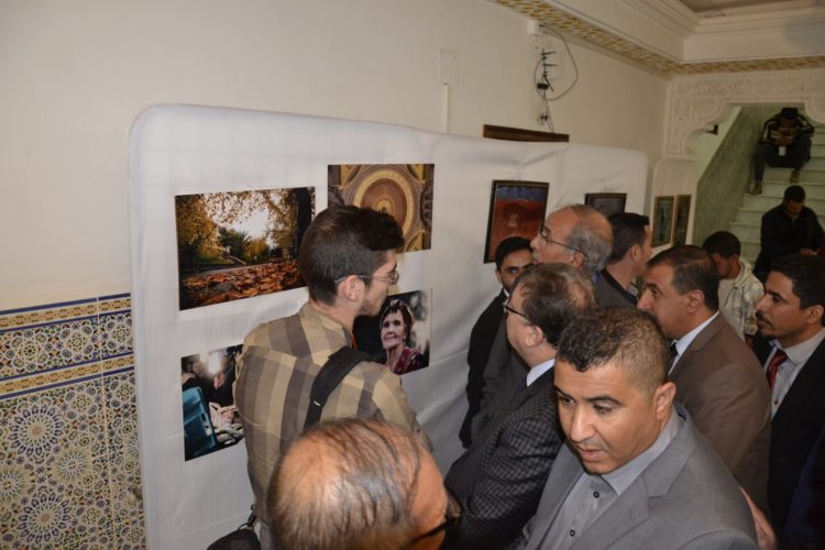 افتتاح الصالون الوطني الثالث للصورة الفوتوغرافية تحت شعار ” العدسة فن والوان “