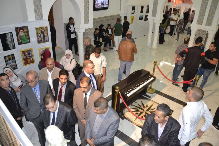 افتتاح الصالون الوطني الثالث للصورة الفوتوغرافية تحت شعار ” العدسة فن والوان “