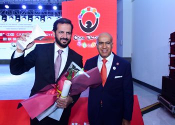 علي خليفة بن ثالث “مصور العام” بشهادة مهرجان “قوة الصورة” الصينيّ الدوليّ