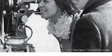 فوتوغرافيا -سوزان سونتاج : التقاط الصور هو فنّ امتلاك الأشياء