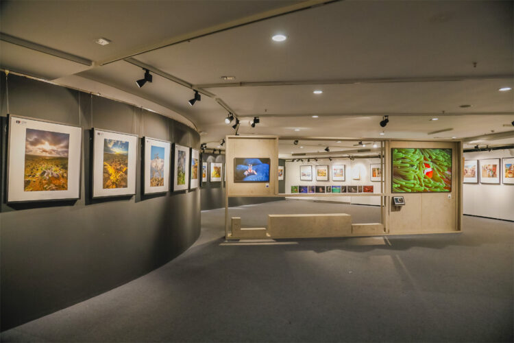 Heads of Photographic Societies Exhibition at the China Millennium Memorial World Art Center in Beijing from October 21 to 29