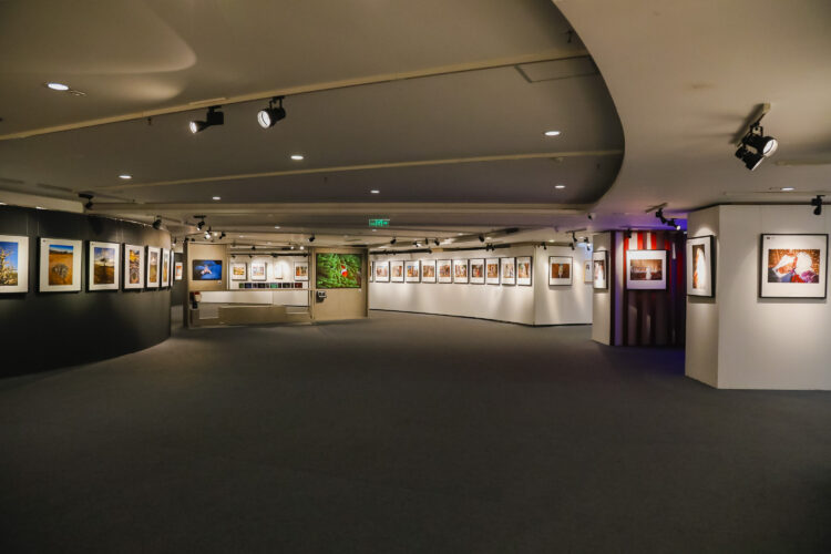 Heads of Photographic Societies Exhibition at the China Millennium Memorial World Art Center in Beijing from October 21 to 29