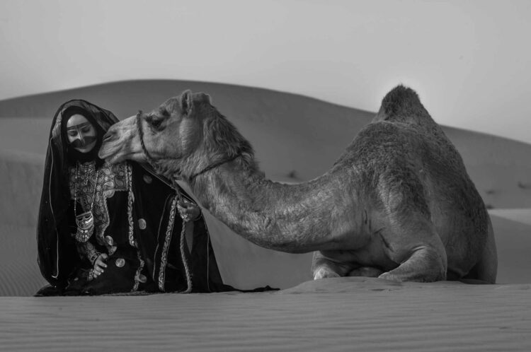 فاطمة الموسى – الإمارات العربية المتحدة​ ​ ​ – جائزة الشخصية الفوتوغرافية الواعدة