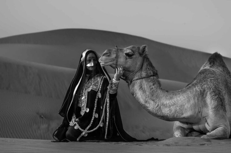 فاطمة الموسى – الإمارات العربية المتحدة​ ​ ​ – جائزة الشخصية الفوتوغرافية الواعدة