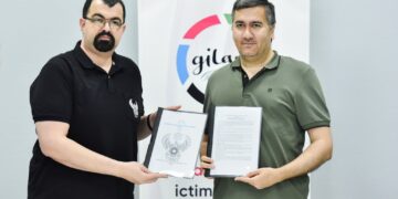 توقيع الاتفاقيه بين نادي الفراعنة الدولي للتصوير الفوتوغرافي ونظيرة الاذربيجاني “نادي جيلاوار للتصوير “