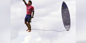 فوتوغرافيا – ذهبية التصوير تلتقط البرازيلي ميدينا “طائراً”